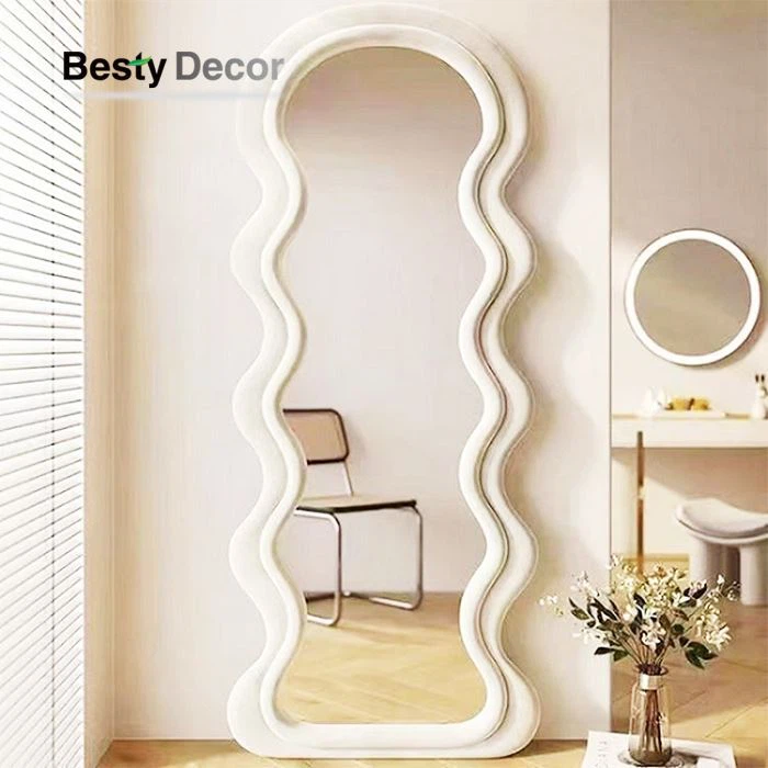Large Wavy Mirror